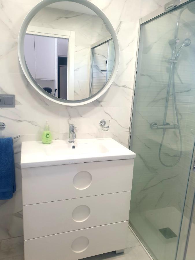Precioso Estudio Con Piscina A 200M Del Mar Marbella Exterior foto